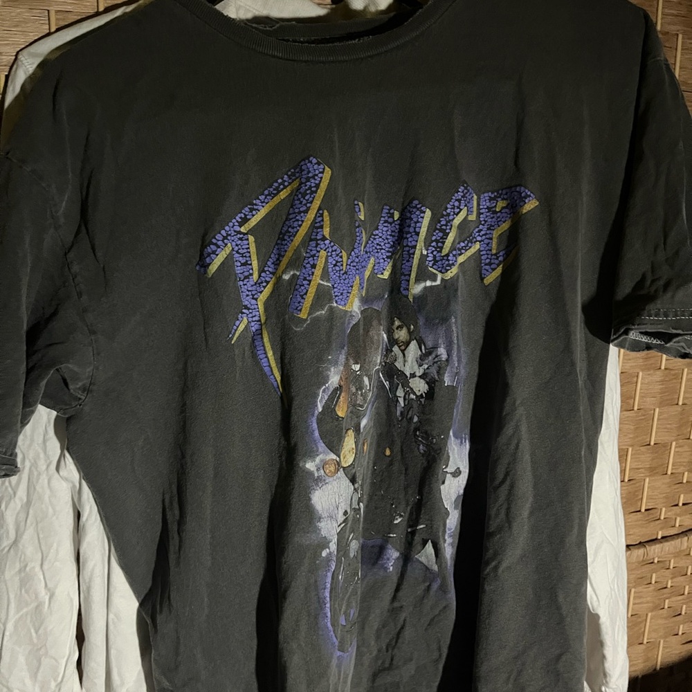 Vintage Graphic Black T-Shirt